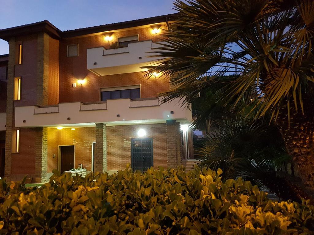 Myricae Rooms Affittacamere No Late Arrival Fiumicino Zewnętrze zdjęcie