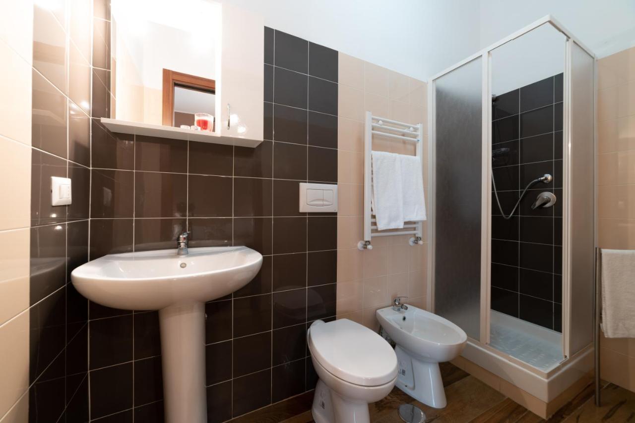 Myricae Rooms Affittacamere No Late Arrival Fiumicino Zewnętrze zdjęcie