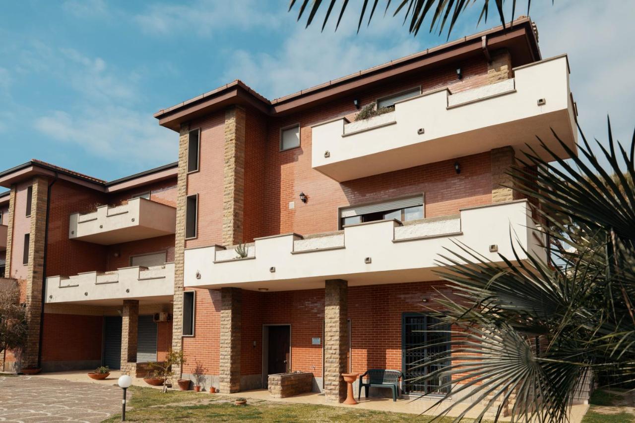 Myricae Rooms Affittacamere No Late Arrival Fiumicino Zewnętrze zdjęcie