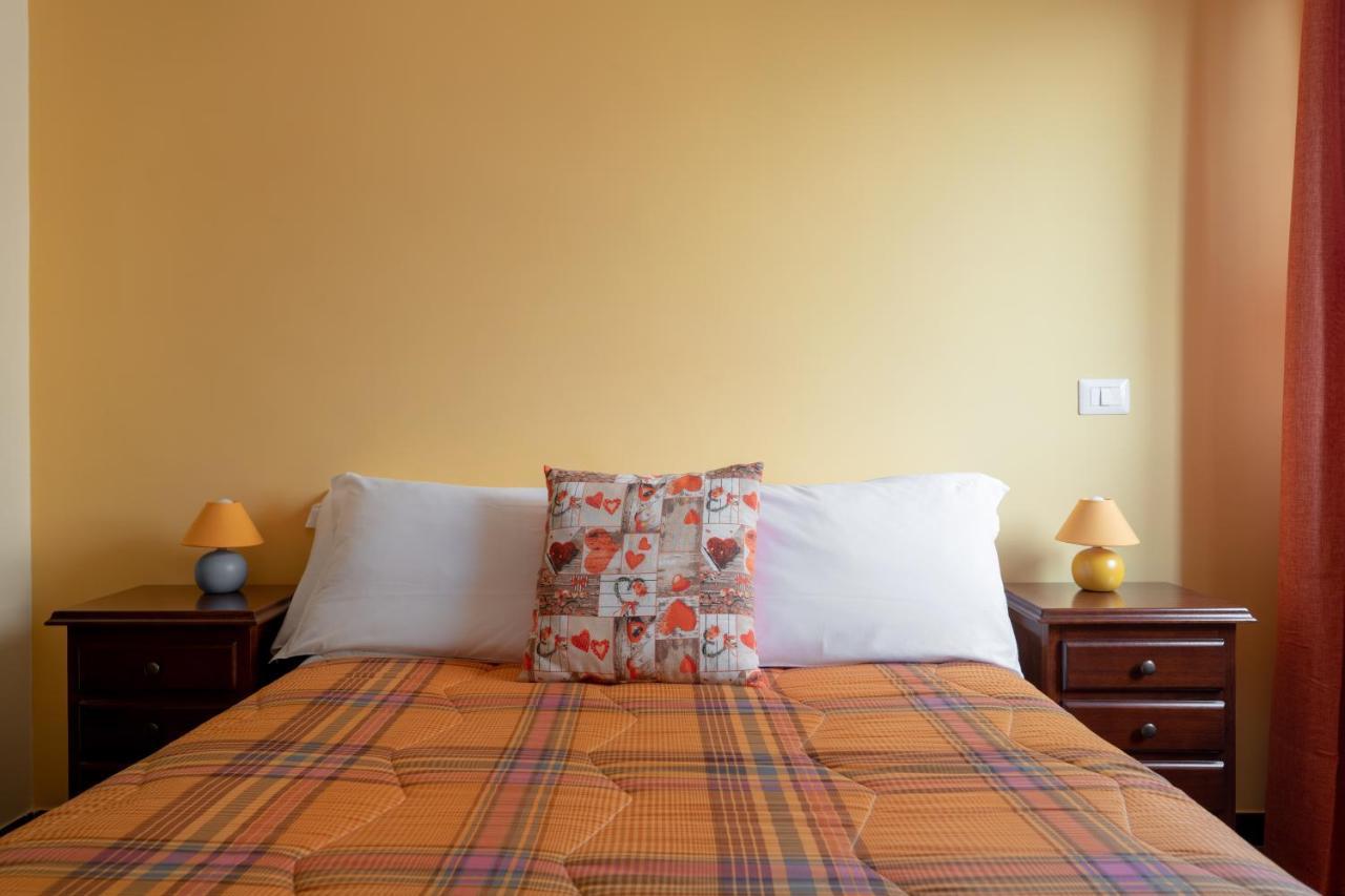 Myricae Rooms Affittacamere No Late Arrival Fiumicino Zewnętrze zdjęcie